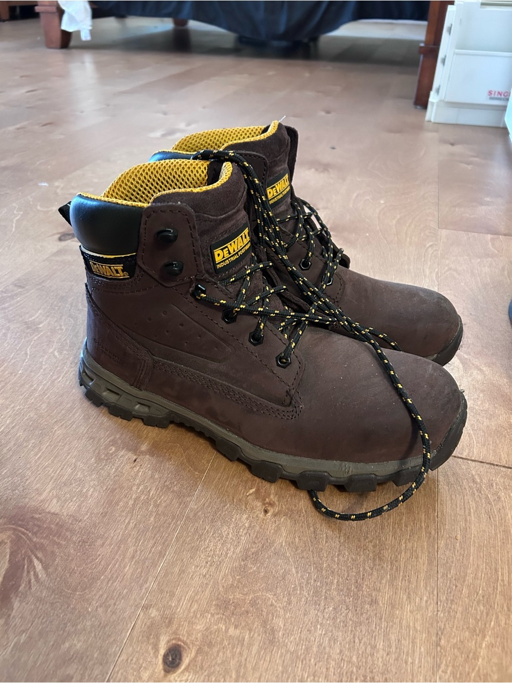 Men’s Dewalt Work Boots
